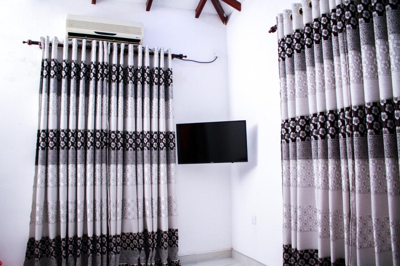 Friends Home Kudapaduwa Экстерьер фото