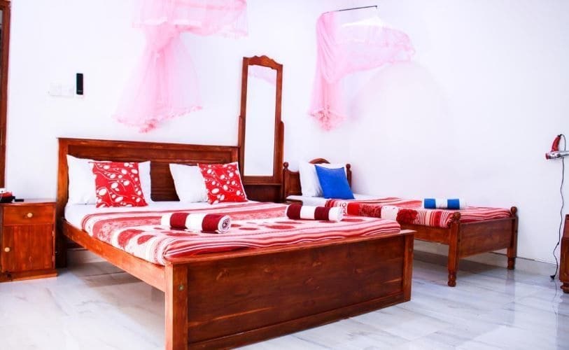 Friends Home Kudapaduwa Экстерьер фото