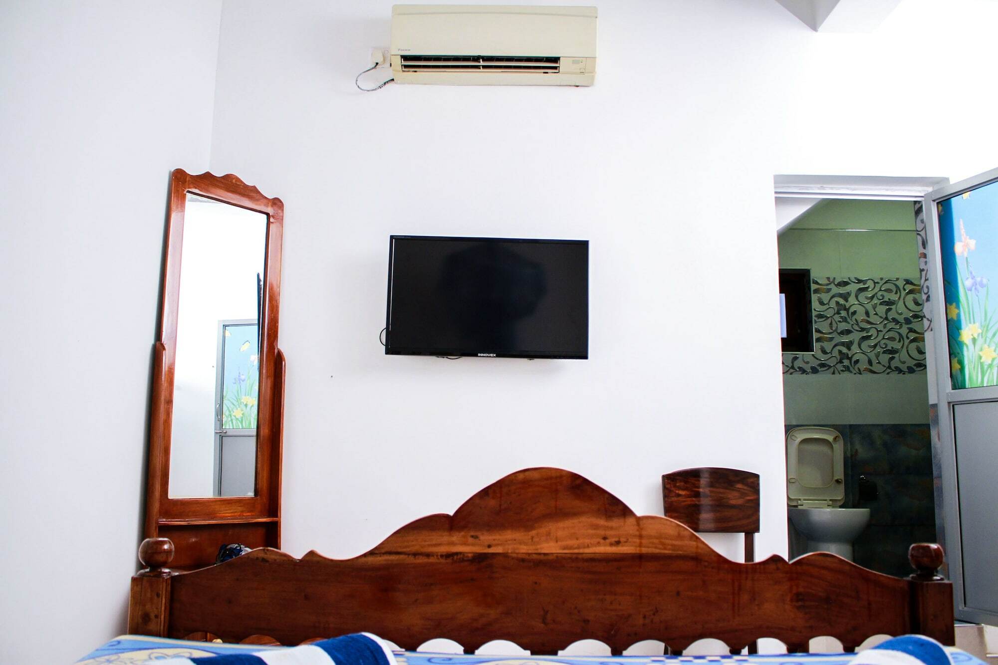 Friends Home Kudapaduwa Экстерьер фото